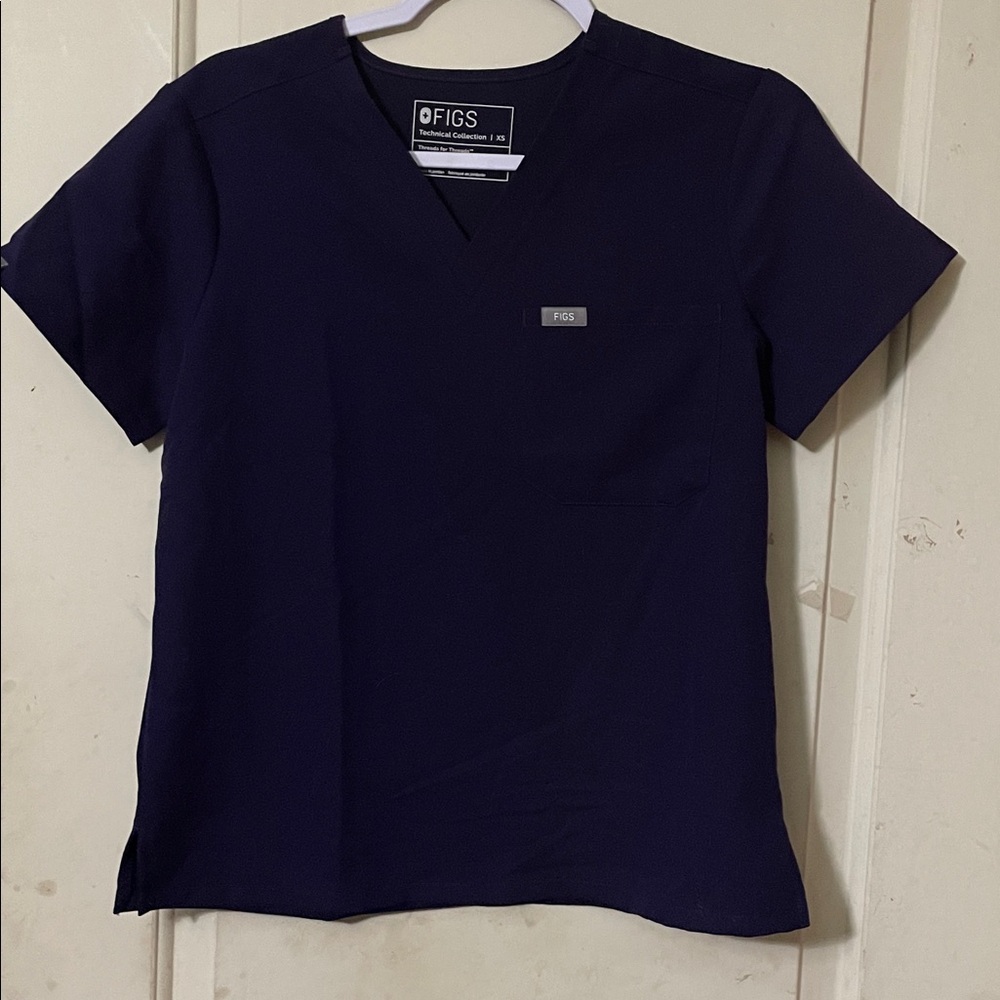 FIGS Technical Collection Deep Purple XS Scrub Top
